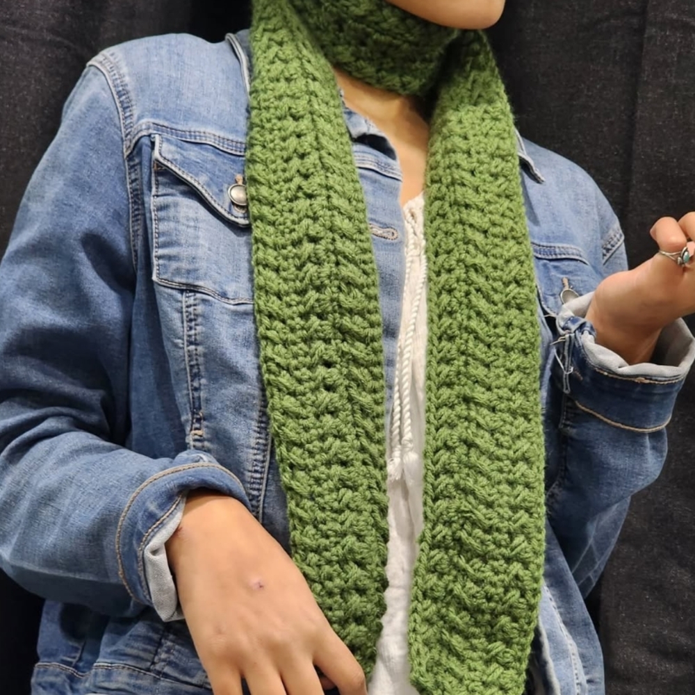 Handmade Green Crochet Scarf – Textured & Timeless